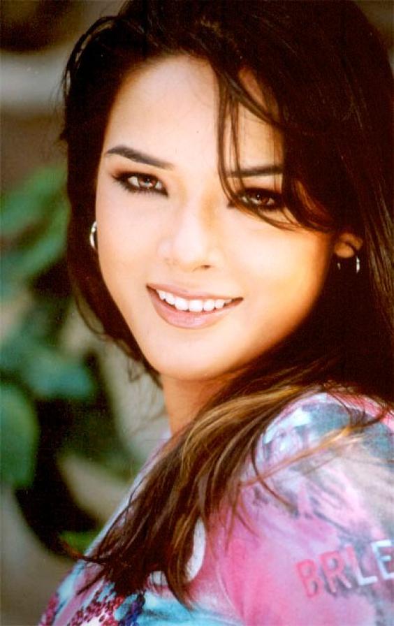 Udita Goswami - Picture Gallery